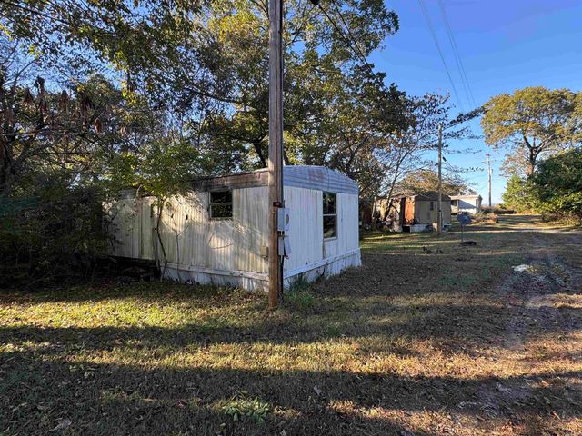 112 Breezy Lane, Hatfield, AR 71945