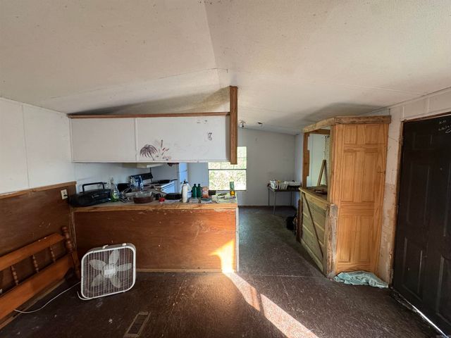 112 Breezy Lane, Hatfield, AR 71945