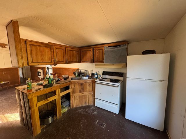 112 Breezy Lane, Hatfield, AR 71945