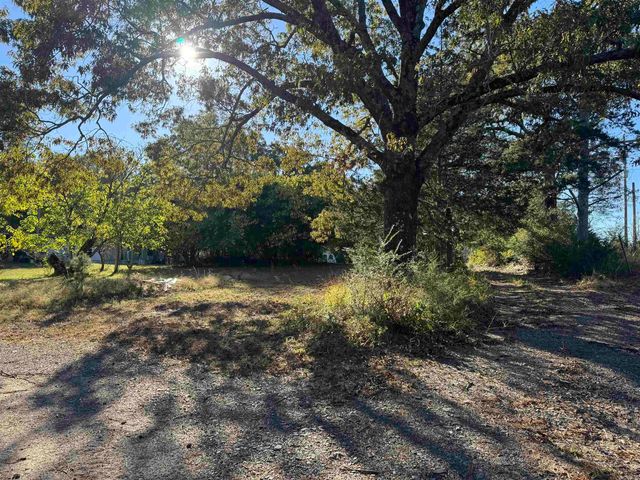 112 Breezy Lane, Hatfield, AR 71945