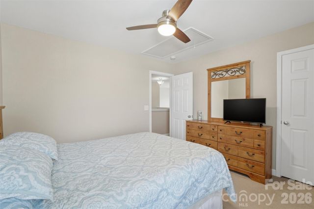 1464 Moss Creek Drive, Harrisburg, NC 28075