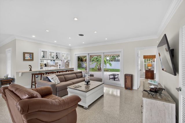 1206 DOLPHIN Road, Singer Island, FL 33404