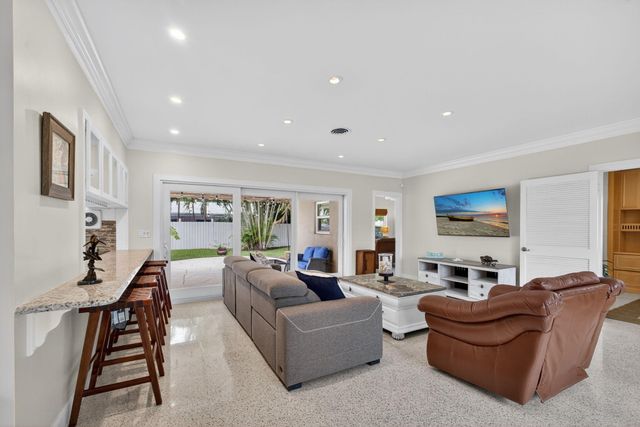 1206 DOLPHIN Road, Singer Island, FL 33404