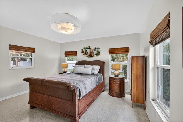 1206 DOLPHIN Road, Singer Island, FL 33404