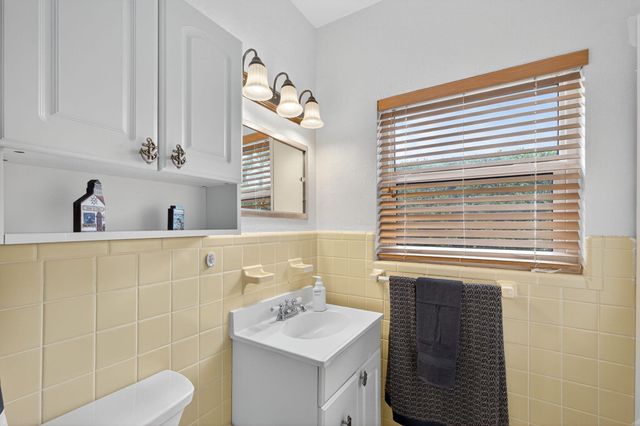 1206 DOLPHIN Road, Singer Island, FL 33404