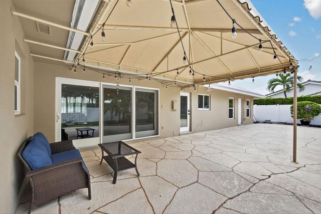 1206 DOLPHIN Road, Singer Island, FL 33404