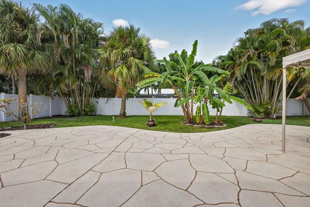 1206 DOLPHIN Road, Singer Island, FL 33404