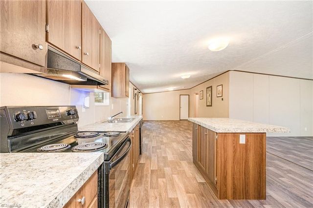 5061 Reid Road, Winston-salem, NC 27107