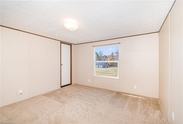 5061 Reid Road, Winston-salem, NC 27107