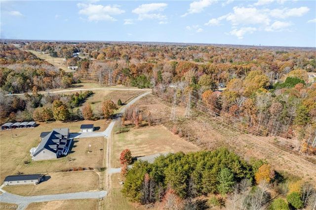 5061 Reid Road, Winston-salem, NC 27107