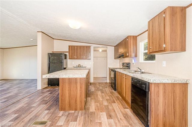 5061 Reid Road, Winston-salem, NC 27107