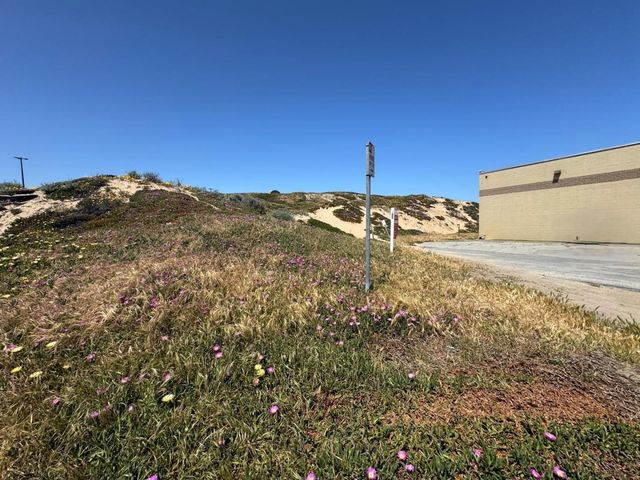 300 Orange Avenue, Sand City, CA 93955