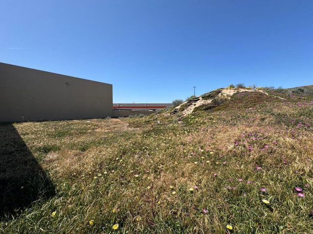300 Orange Avenue, Sand City, CA 93955