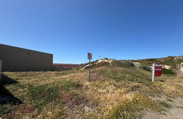 300 Orange Avenue, Sand City, CA 93955
