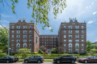 175-06 Devonshire Road 5L, Jamaica Estates, NY 11432