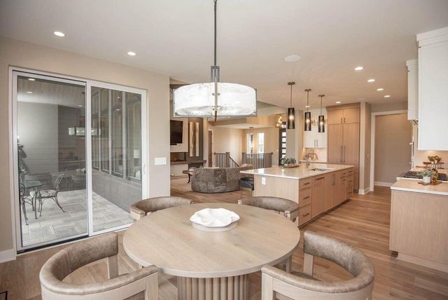 N67W34857 Ireland DRIVE, Oconomowoc, WI 53066