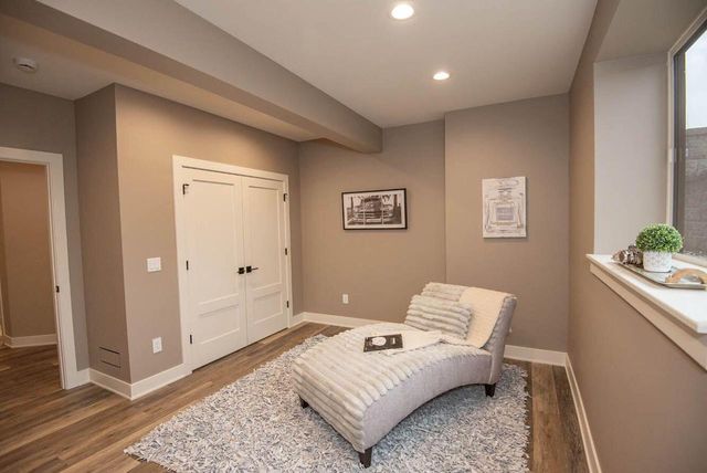 N67W34857 Ireland DRIVE, Oconomowoc, WI 53066