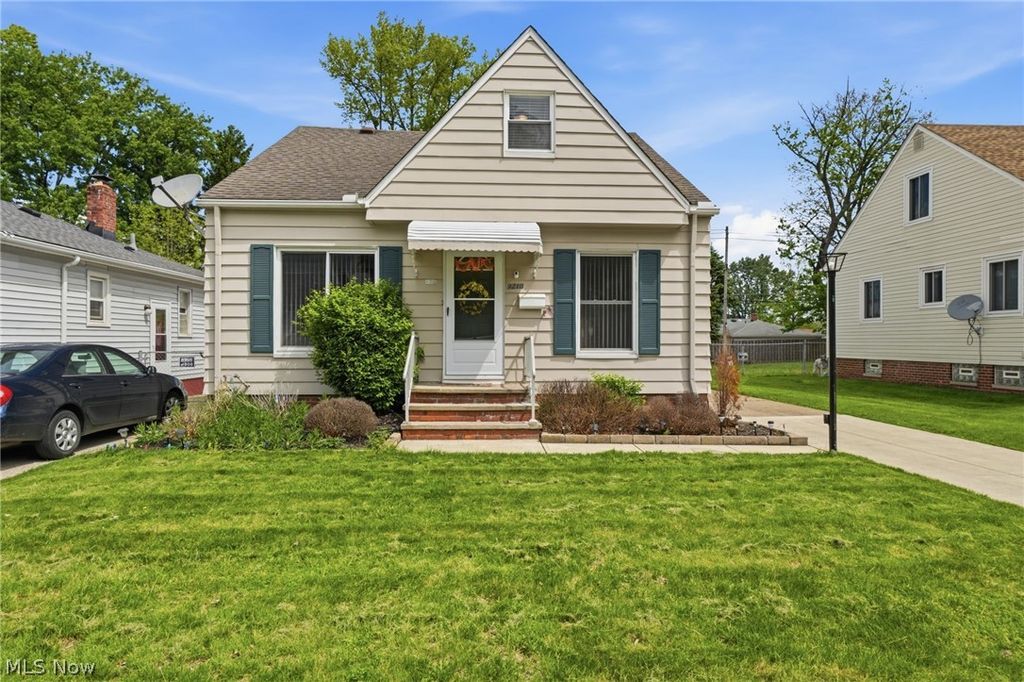 9210 Fernhill Avenue, Parma, OH 44129