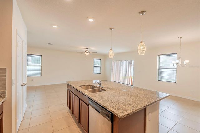 2905 SUMMER GREEN TRAIL, Kissimmee, FL 34744