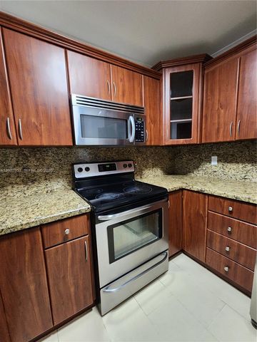 6485 SW 129th Ave, Miami, FL 33183