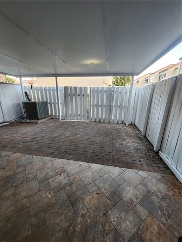 6485 SW 129th Ave, Miami, FL 33183