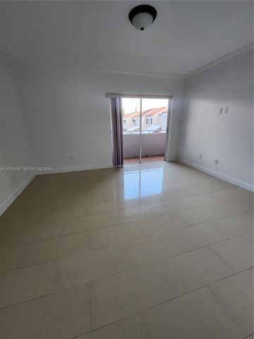 6485 SW 129th Ave, Miami, FL 33183