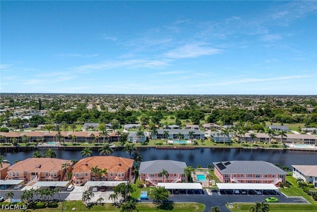 4550 SE 5th PL 202, Cape Coral, FL 33904