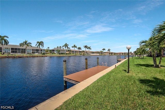 4550 SE 5th PL 202, Cape Coral, FL 33904