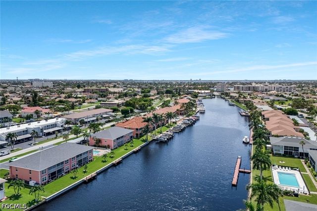 4550 SE 5th PL 202, Cape Coral, FL 33904