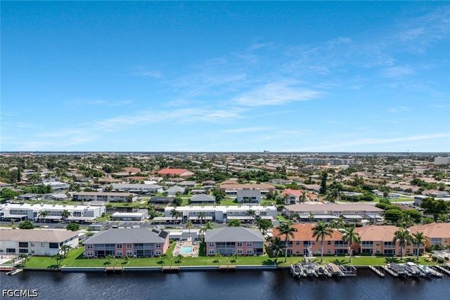 4550 SE 5th PL 202, Cape Coral, FL 33904