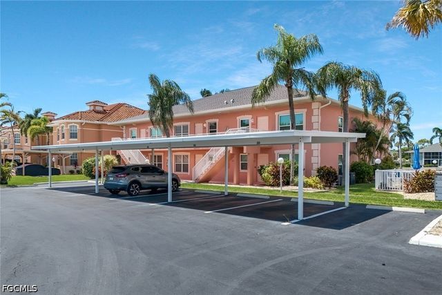 4550 SE 5th PL 202, Cape Coral, FL 33904