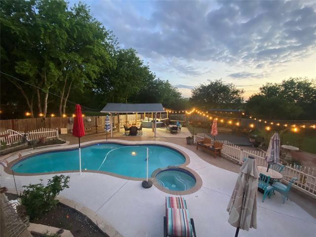 315 Appleton CT, Buda, TX 78610