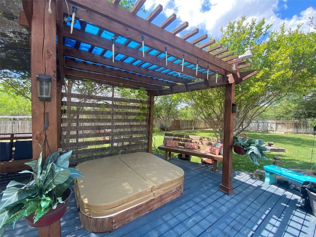 315 Appleton CT, Buda, TX 78610