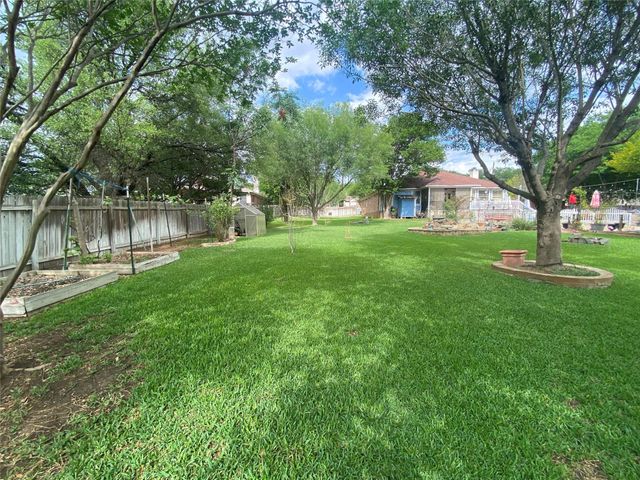 315 Appleton CT, Buda, TX 78610