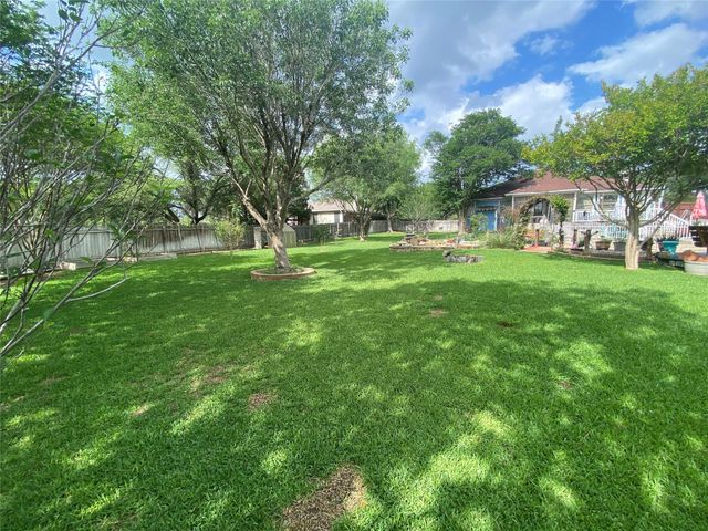 315 Appleton CT, Buda, TX 78610