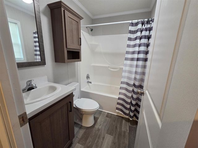 638 Courtland Lane, Muskegon, MI 49442