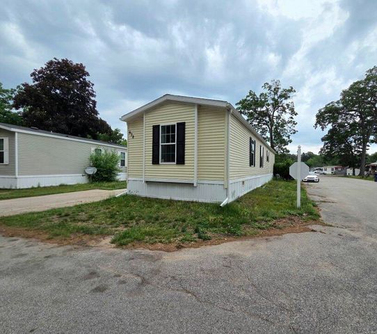638 Courtland Lane, Muskegon, MI 49442