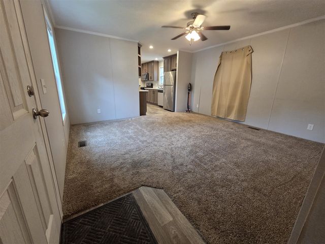 638 Courtland Lane, Muskegon, MI 49442