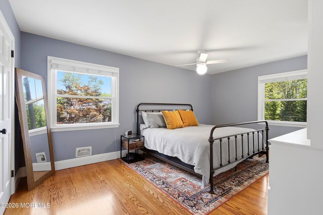 25 Crane Court, Middletown, NJ 07748