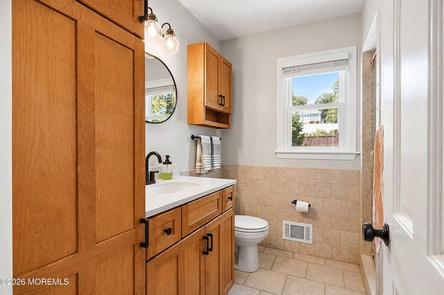 25 Crane Court, Middletown, NJ 07748
