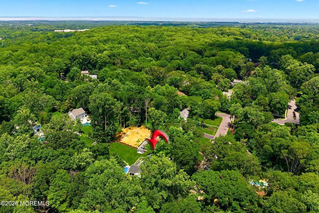 25 Crane Court, Middletown, NJ 07748