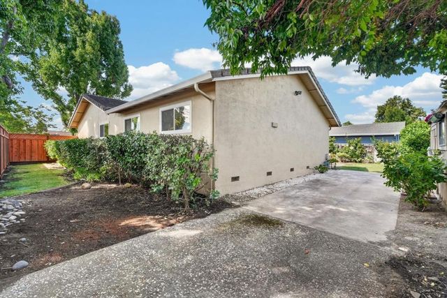 2589 Royal Ann Court, Union City, CA 94587