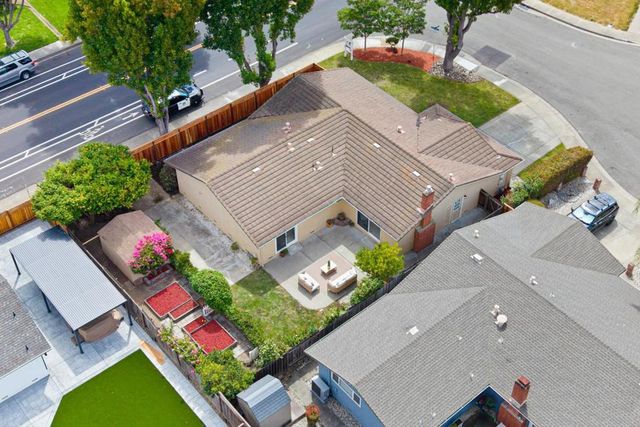 2589 Royal Ann Court, Union City, CA 94587