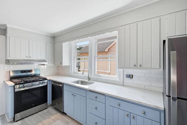 128 Wilber St, Springfield, MA 01104