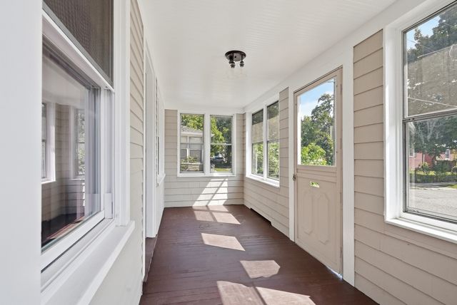 128 Wilber St, Springfield, MA 01104