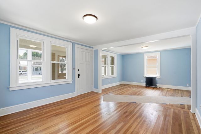 128 Wilber St, Springfield, MA 01104
