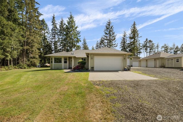 5056 SW Lake Helena Road, Port Orchard, WA 98367