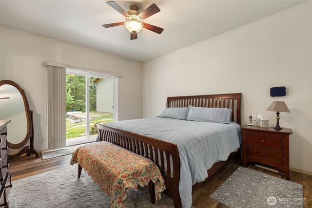 5056 SW Lake Helena Road, Port Orchard, WA 98367
