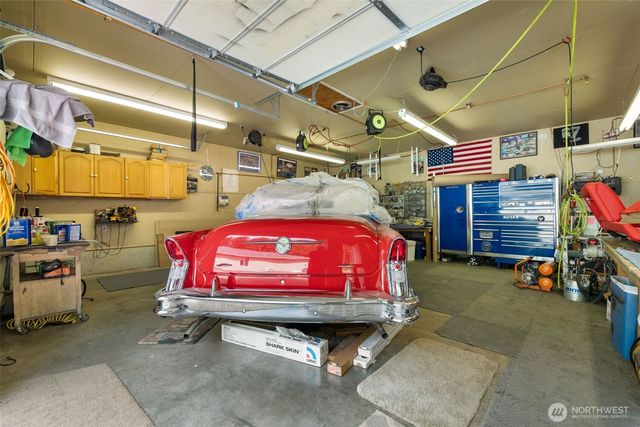 5056 SW Lake Helena Road, Port Orchard, WA 98367