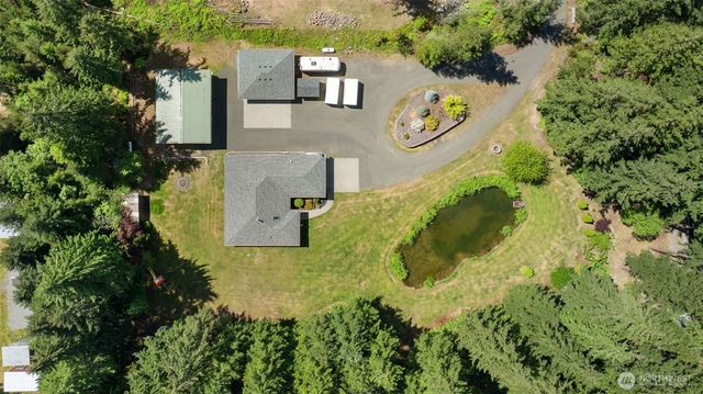 5056 SW Lake Helena Road, Port Orchard, WA 98367